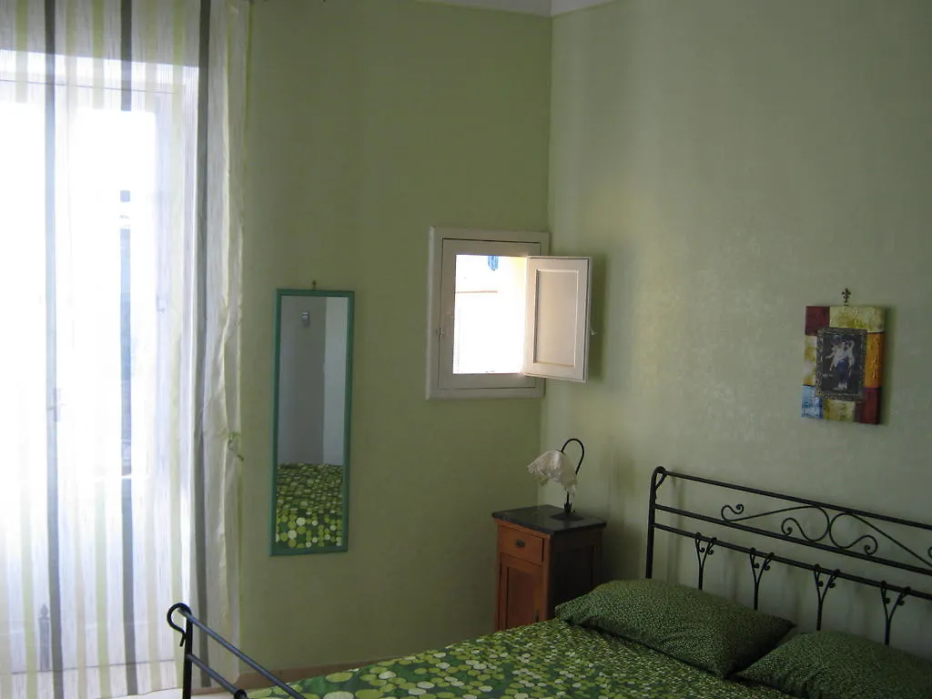 *** Panzió B&B Mare Di S. Lucia Szirakúza Olaszország